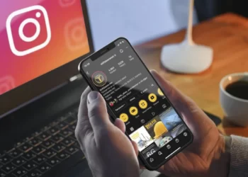 Instagram profilindeki takipçi ve takip edilen listesi için gizlilik seçeneklerini gösteren sade infografik.