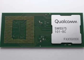 Snapdragon 8 Elite Gen 6 Pro için temsili yonga seti ve soğutma yerleşimi görseli