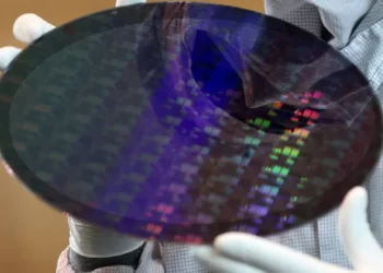 TSMC’nin 1,4 nanometre çip üretim tesislerini temsil eden illüstratif yarı iletken fabrikası görseli