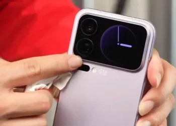 Xiaomi 18 Pro'nun sızdırılan tasarımı ve kamera modülüne dair ipuçları
